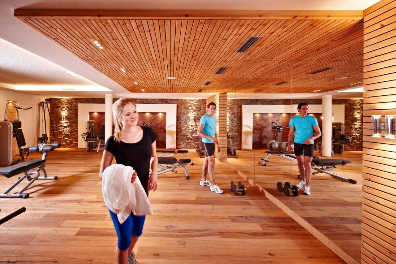 Hotel Berghof Crystal Spa & Sports Tux Eksteriør bilde