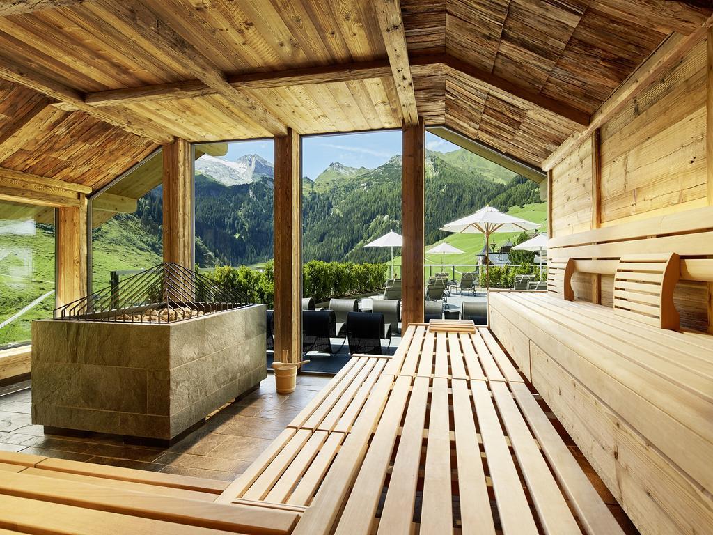 Hotel Berghof Crystal Spa & Sports Tux Eksteriør bilde