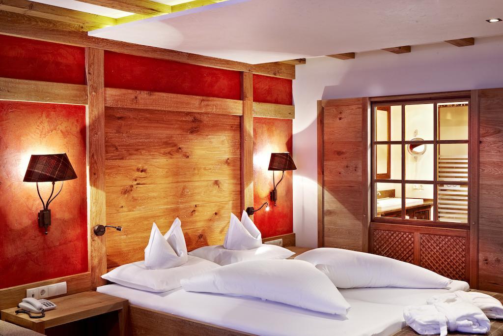 Hotel Berghof Crystal Spa & Sports Tux Eksteriør bilde
